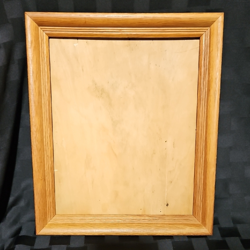 Beautiful MCM Classic Wooden Oak Picture Frame with Excellent Joinery Detailing